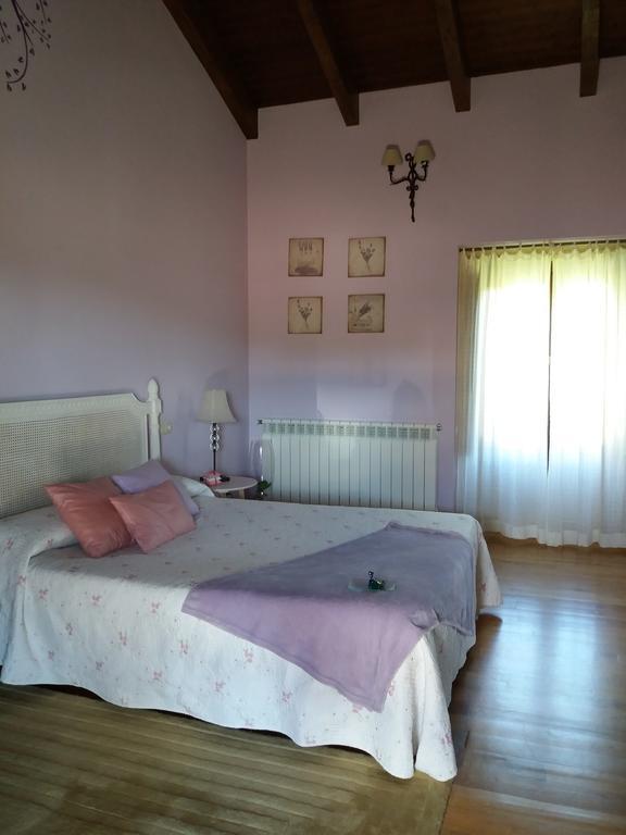 Hostal Casa Anxelina Astureses Exterior foto