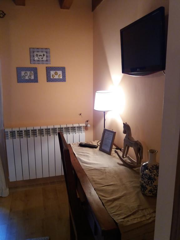 Hostal Casa Anxelina Astureses Exterior foto